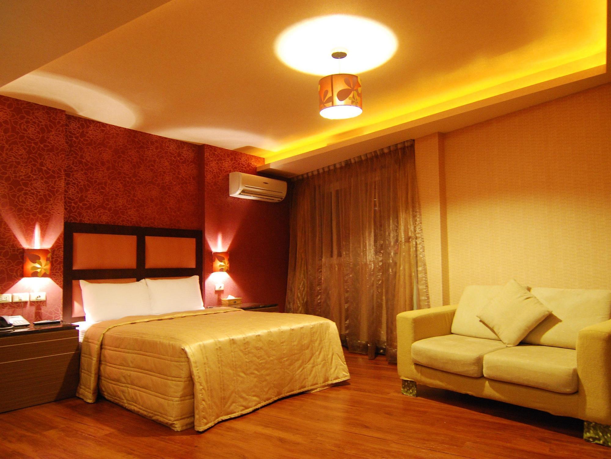 Beckham Motel Luzhu Bagian luar foto