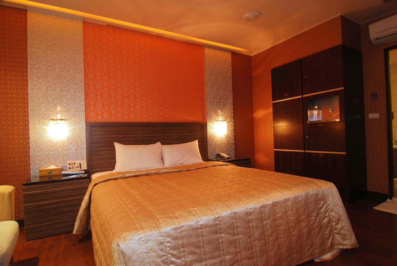 Beckham Motel Luzhu Bagian luar foto