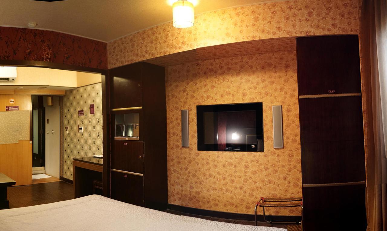 Beckham Motel Luzhu Bagian luar foto